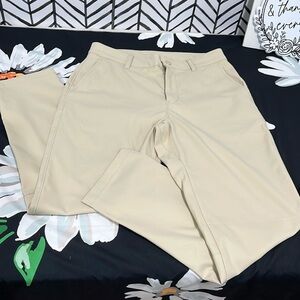 EUC North Face Standard Tapered Outdoor Pants with FlashDry, Gravel Tan, Size 6